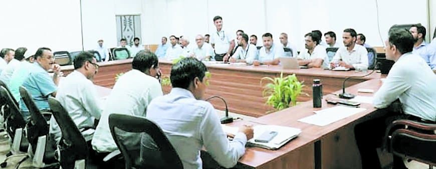 रीवा नगर निगम का बड़ा एक्शन: प्रतिदिन 10 बड़े बकायादारों की होगी तालाबंदी, जलकर वसूली अभियान और अतिक्रमण हटाने की सख्त कार्यवाही