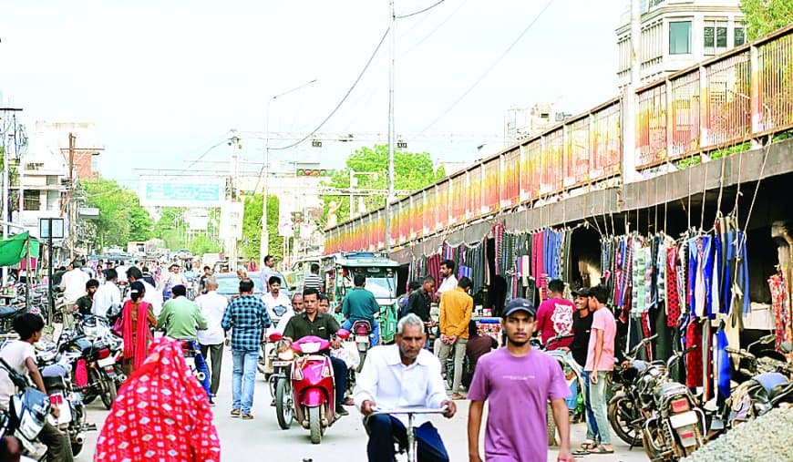 सतना शहर की सड़कों पर कारोबारियों का कब्जा: अतिक्रमण, ट्रैफिक जाम और प्रशासन की लापरवाही से बिगड़ती यातायात व्यवस्था
