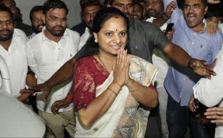 बीआरएस नेत्री के. कविता को पार्टी से निलंबित
