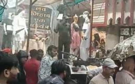 'लव जिहाद' की झांकी पर भड़का एक समुदाय, हुआ पथराव, उज्जैन में तनाव