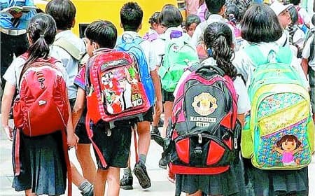 गणवेश योजना में गड़बड़ी: सतना-मैहर के 13,598 छात्रों के खाते फेल, 2249 समग्र आईडी के अभाव में वंचित