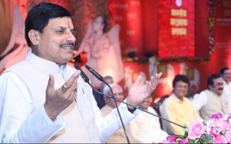 राष्ट्रीय हिंदी अलंकरण समारोह: मुख्यमंत्री डॉ. मोहन यादव ने साहित्यकारों और शोधकर्ताओं को किया सम्मानित