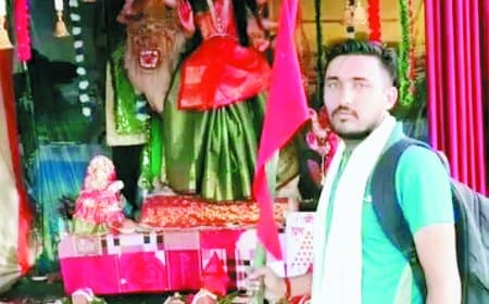 मैहर पैदल जा रहे श्रद्धालु को ट्रक ने कुचला, हादसे में श्रद्धालु समेत चार गौवंशों की मौत, सतना-कोठी मार्ग पर दर्दनाक दुर्घटना