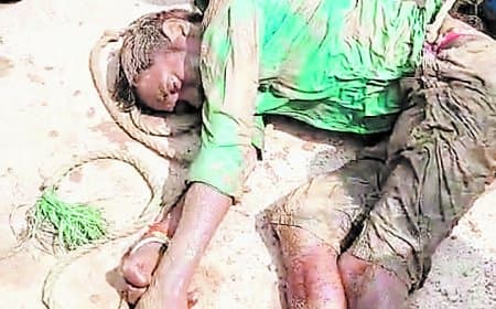 सतना सीवर हादसा: बिना सुरक्षा उपकरणों के गड्ढे में उतरे मजदूर, मिथेन गैस से मौत – दो गंभीर, 21 माह में तीसरी जान गई, ठेका कंपनी और प्रशासन की लापरवाही पर सवाल