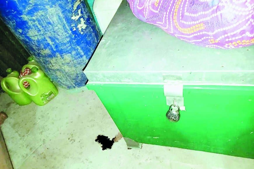 मैहर हत्याकांड का खुलासा: चोरी की नीयत से घर में घुसे रिश्तेदार ने गला घोंटकर महिला की हत्या की, हरे बक्से में मिली लाश से मचा हड़कंप