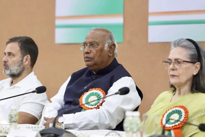चुनावी जमावड़ा... बिहार में जुटेंगे कांग्रेस के दिग्गज... बनाएंगे रणनीति