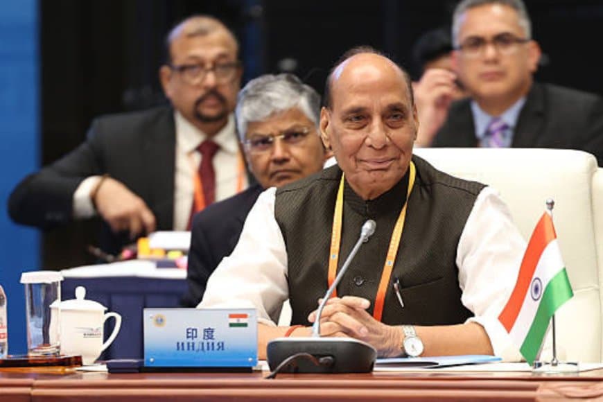 रक्षा मंत्री बोले...एक दिन पीओके कहेगा- मैं भारत हूं... वो दिन भी आएगा