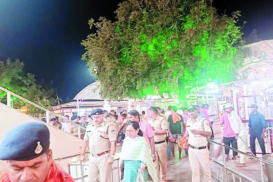 शारदेय नवरात्र मेला: मैहर में तैनात 600 पुलिस कर्मी, ड्रोन–सीसीटीवी से निगरानी, रेलवे ने लंबी दूरी की ट्रेनों का ठहराव दिया लेकिन मेला स्पेशल ट्रेन नहीं