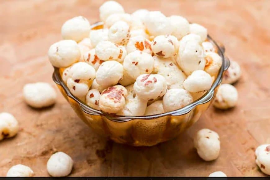 सुबह नाश्ते में रोज खाएं मखाने, मिलेंगे अनगिनत फायदे  