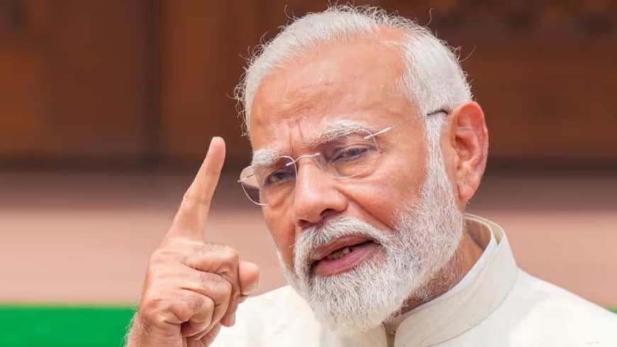 प्रधानमंत्री नरेंद्र मोदी ।