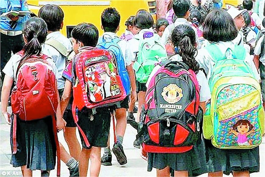 गणवेश योजना में गड़बड़ी: सतना-मैहर के 13,598 छात्रों के खाते फेल, 2249 समग्र आईडी के अभाव में वंचित