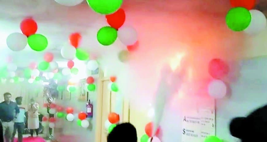 रीवा के संजय गांधी अस्पताल में बड़ा हादसा टलाः डिप्टी सीएम के आने से पहले ही एसी डक्ट सिस्टम के पैनल में लगी आग, कर्मचारियों ने समय रहते पाया काबू