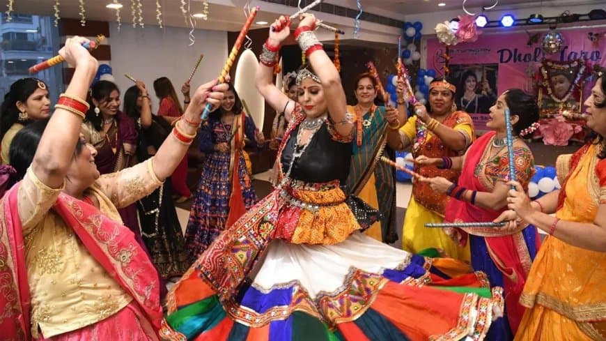 गरबा पर बवाल... मध्यप्रदेश में नवरात्रि से पहले शुरू हो गई ‘सनातनी क्रांति’ 