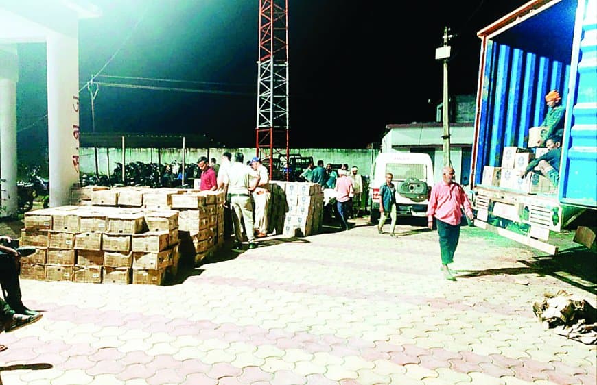 सीधी पुलिस की बड़ी कार्रवाई: चंडीगढ़ से बिहार ले जाई जा रही 83 लाख की शराब जब्त, राजस्थान का आरोपी गिरफ्तार