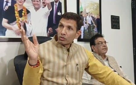 पीसीसी चीफ पटवारी और कांग्रेस के नायक पर एफआईआर