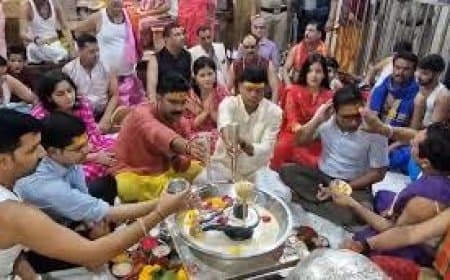 श्री महाकाल के दरबार में दीपोत्सव, धनतेरस पर विशेष भस्म आरती और अलौकिक भांग श्रृंगार