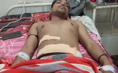 युवक पर चाकुओं से हमला,