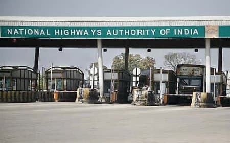 टोल प्लाजा के साइन बोर्ड पर मिलेगी पास से संबंधी जानकारी