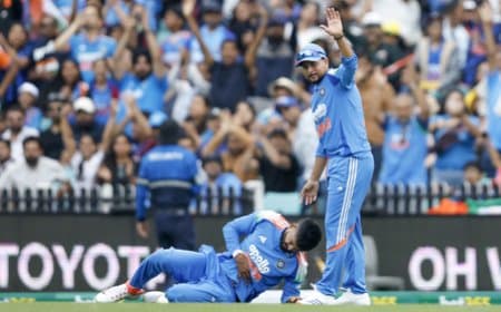 फोन पर जवाब दे रहे अय्यर, सूर्यकुमार यादव ने रिकवरी को लेकर दिया अपडेट