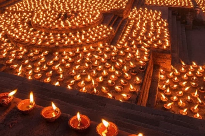 छह दिनों का होगा इस बार का दीपोत्सव: धनतेरस दो दिन, जानें दिवाली से भाई दूज तक की तिथियाँ