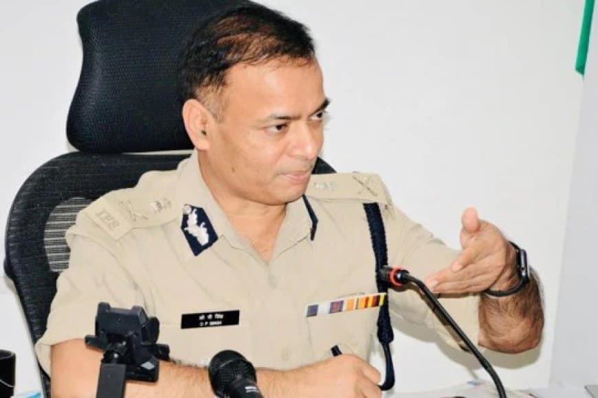 हरियाणा डीजीपी को छुट्टी पर भेजा... आईपीएस ओम प्रकाश को प्रभार