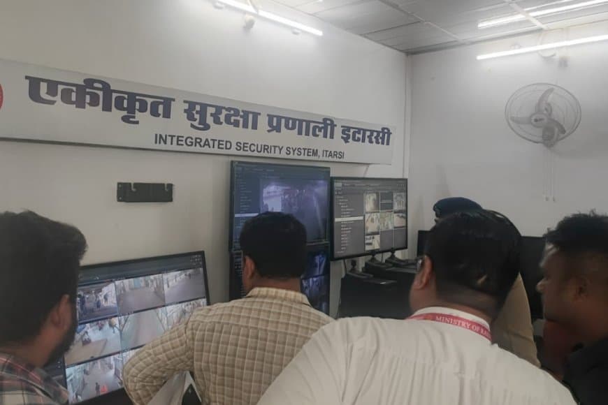 इटारसी स्टेशन पर सफल क्राउड मैनेजमेंट मॉक ड्रिल; RPF और रेलवे ने जाँची सुरक्षा तैयारी