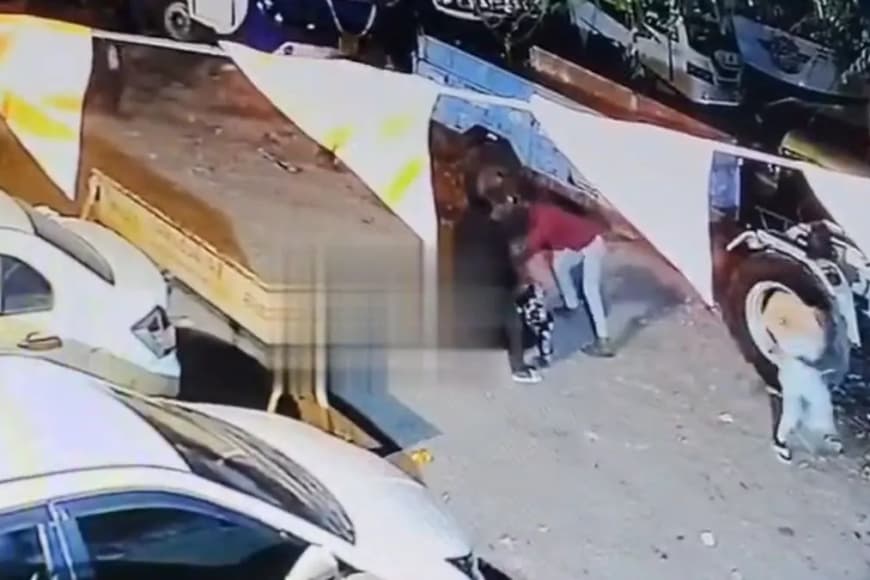 इंदौर में दोस्त ही बने कातिल: दिवाली की रात चाकूबाजी में लिस्टेड बदमाश की हत्या, सीसीटीवी फुटेज आया सामने