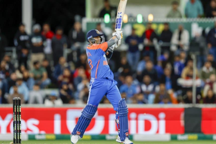 टी20 अंतरराष्ट्रीय क्रिकेट में सूर्यकुमार यादव का धमाल, 150 छक्के लगाने वाले पांचवें बल्लेबाज