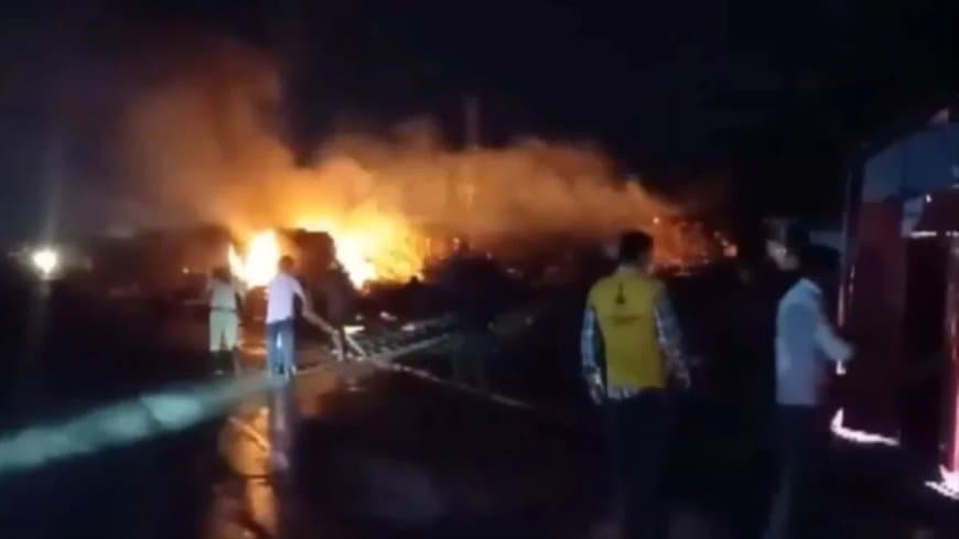 जयपुर-अजमेर हाइवे... आग का गोल बना ट्रक.. 200 सिलेंडर फटे, एक की मौत