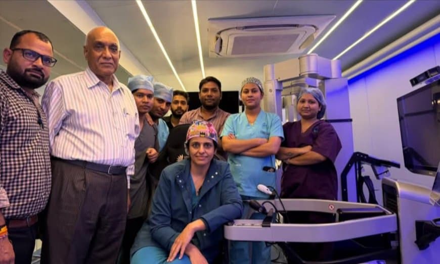 मध्य प्रदेश की पहली टेलीरोबोटिक सर्जरी की डॉ. प्रिया भावे चित्तावार ने 