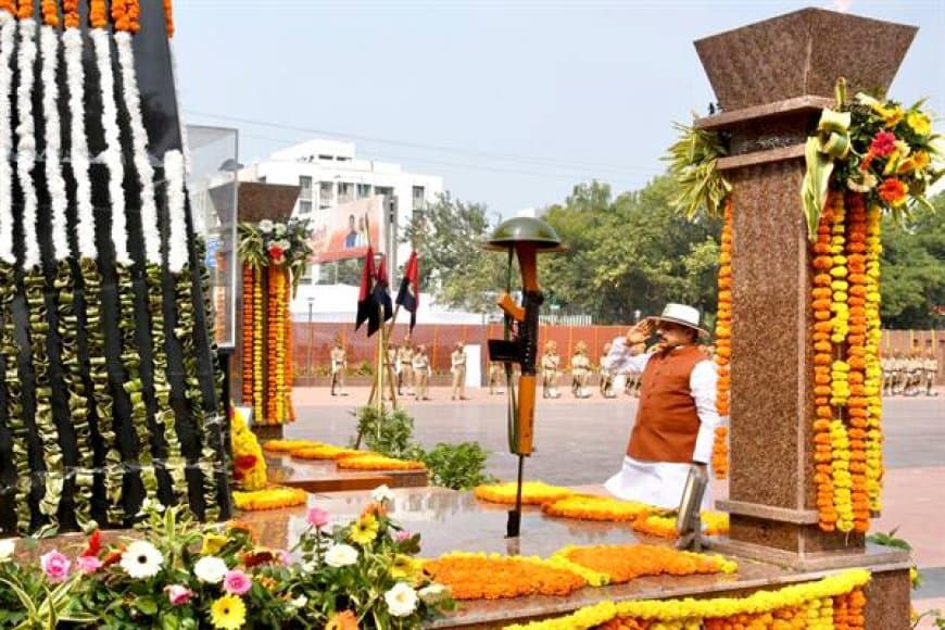 पुलिस स्मृति दिवस 2025: मुख्यमंत्री डॉ. यादव ने शहीदों को किया नमन, कर्तव्यनिष्ठा को बताया प्रेरणा का स्रोत