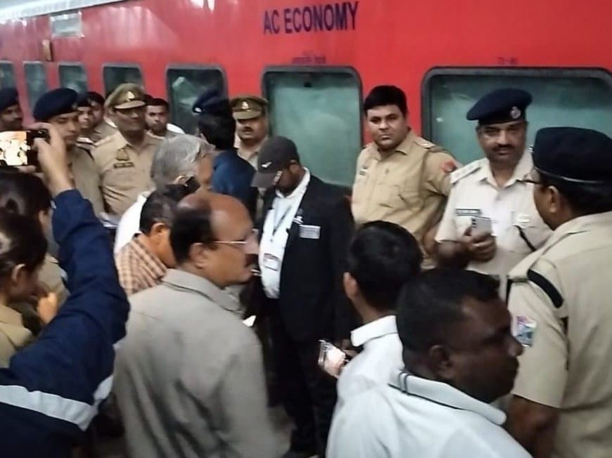 रांची पूजा स्पेशल में बम की सूचना... यात्रियों में मचा हड़कंप