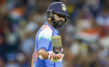 आईसीसी वनडे रैंकिंग: रोहित शर्मा शीर्ष पर बरकरार, शुभमन गिल और बाबर आजम लुढ़के 