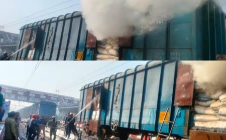 हादसा... बरेली में  दिल्ली से झारखंड जा रही मालगाड़ी बनी ‘द बर्निंग ट्रेन’