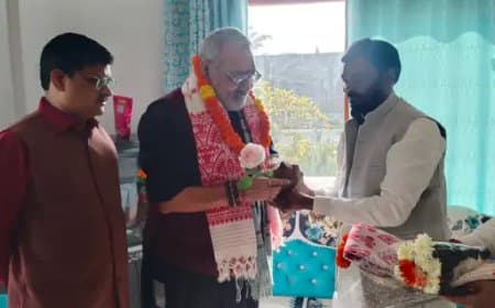 गिरिराज बोले- दिग्विजय अपने चेले की तरह दिमागी दीवालिएपन का शिकार 