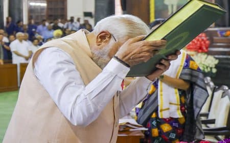 संविधान की शक्ति ने मुझ जैसे गरीब को बनाया पीएम 