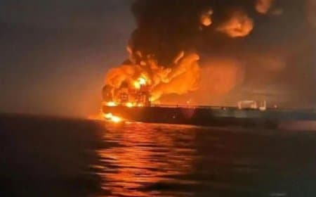 काला सागर में रूसी 'शैडो फ्लीट' के टैंकर पर मानवरहित पोत से हमला