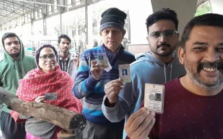 रेखा की परीक्षा... दिल्ली में एमसीडी उपचुनाव के लिए हो रहा मतदान