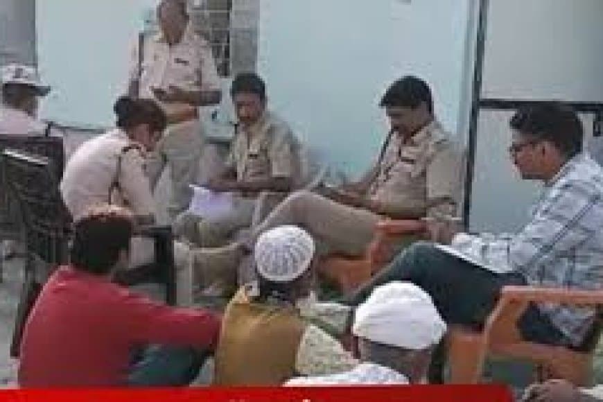 खंडवा के मदरसे में बड़ा खुलासा: इमाम के कमरे से ₹12 लाख से अधिक नकली नोट जब्त; बुरहानपुर के दो आरोपी गिरफ्तार