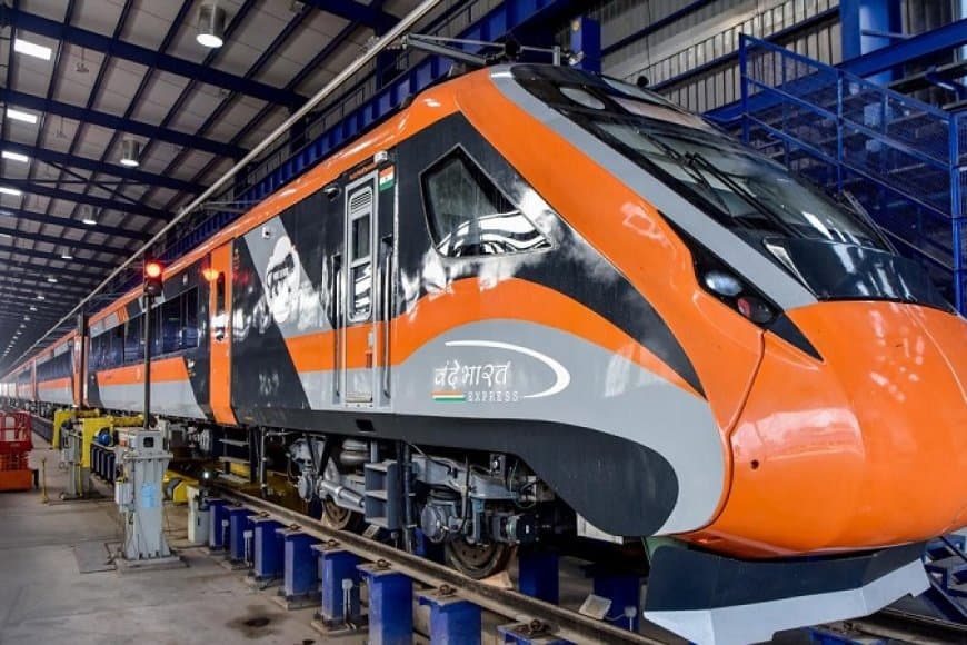 ‘नमो’ देंगे सौगात... कल से चलेगी बनारस-खजुराहो वंदे भारत एक्सप्रेस
