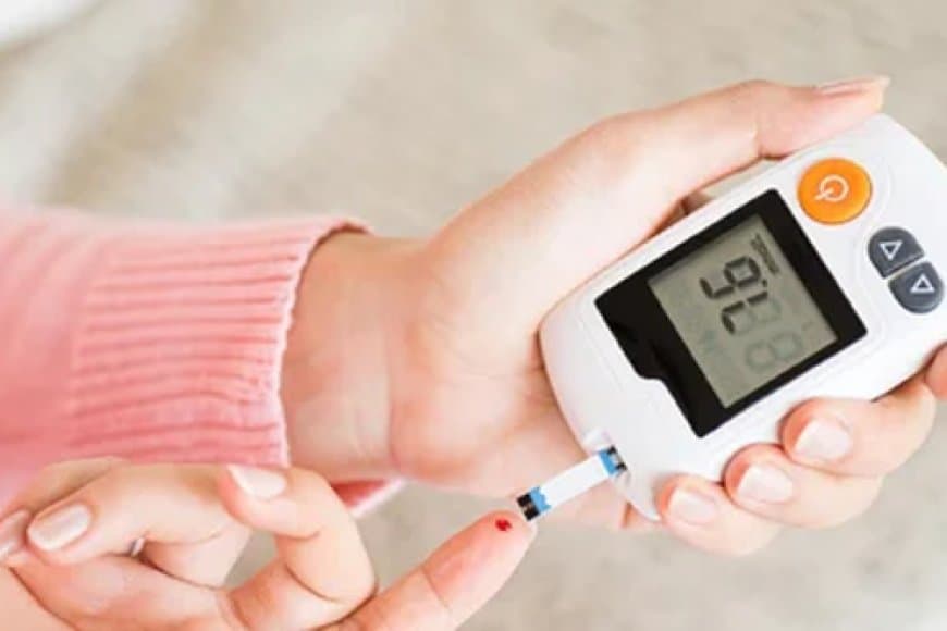 अब बिना सुई चुभोई ही मिनटों में हो सकेगी शुगर की जांच, विशेषज्ञों ने तैयार किया प्रभावी ग्लूकोमीटर 