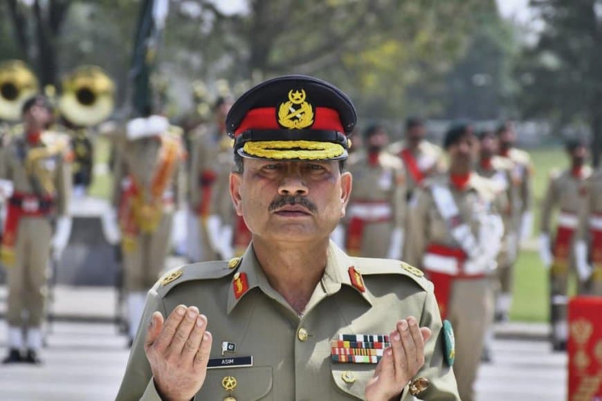 भारत के हाथों मुंह की खाने वाले मुनीर का प्रमोशन पर प्रमोशन