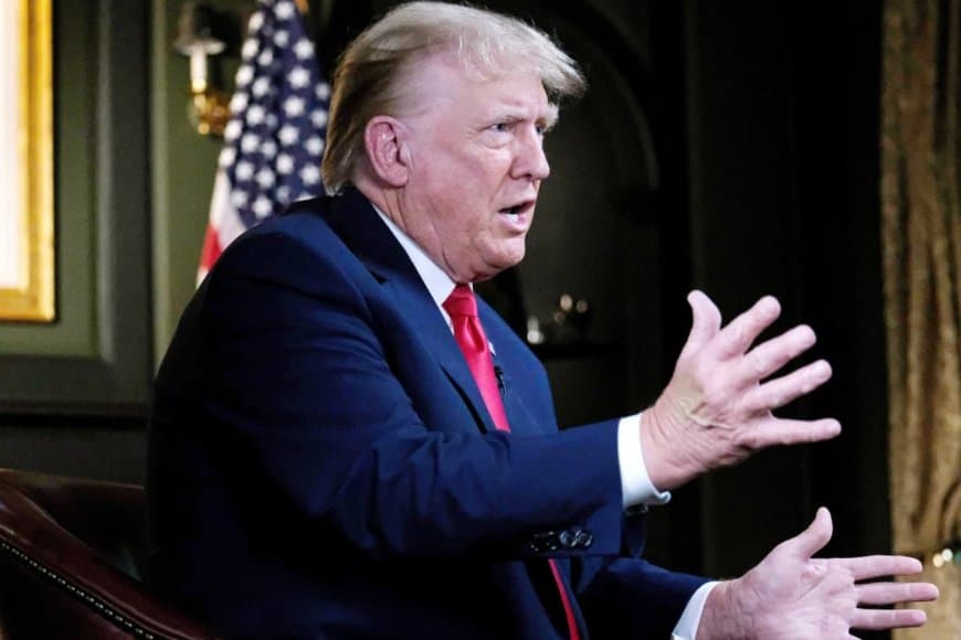 बैकफुट पर ट्रंप... एच-1बी वीजा पर ढीले पड़े तेवर... कहा- अमेरिका में टैलेंट की कमी