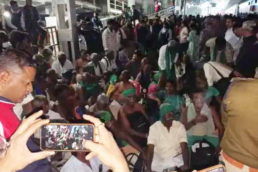 एमपी में तमिलनाडु के 225 किसानों को ट्रेन से उतारा