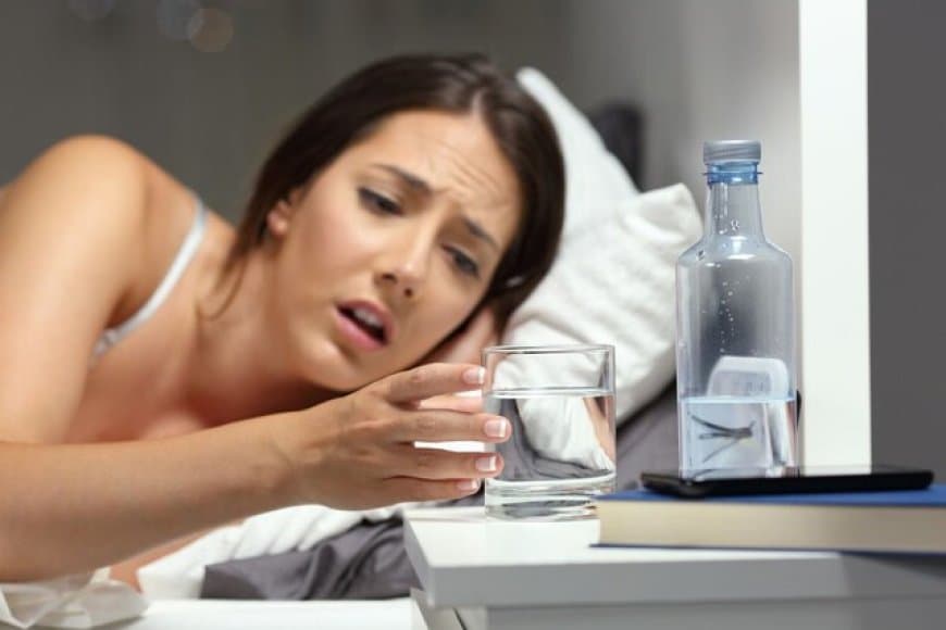 ठंड में बढ़ जाती है डिहाइड्रेशन की समस्या, जानें क्या है कारण ?