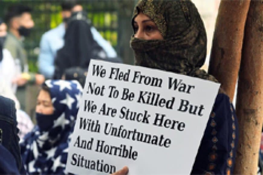 अफगान नागरिकों पर पाकिस्तान में कार्रवाई तेज, 6 हजार को वापस भेजा अफगानिस्तान