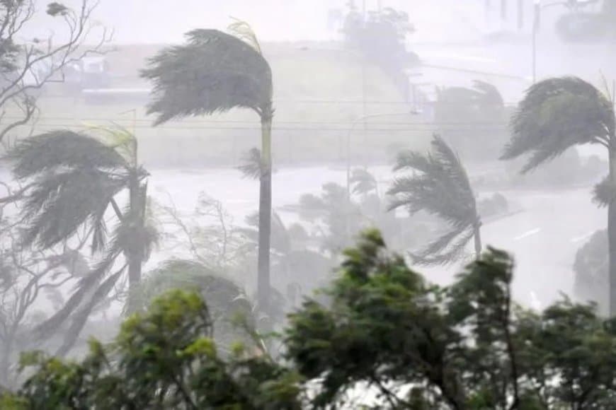 ‘दितवाह’ ने तीन राज्यों की बढ़ाई धड़कन... अलर्ट... आंधी के साथ बारिश