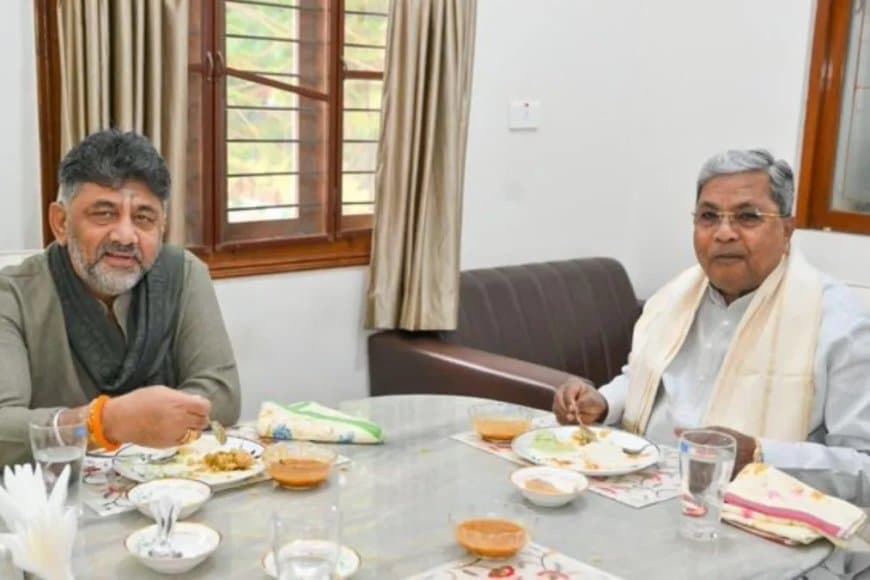 कर्नाटक... खींचतान की सियासत के बीच सीएम के साथ शिवकुमार ने किया नाश्ता