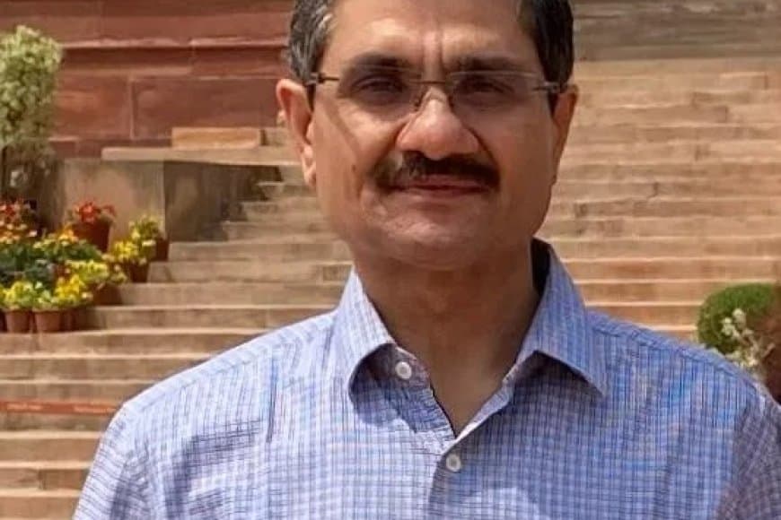 विवेक चतुर्वेदी सीबीआईसी के नये अध्यक्ष नियुक्त, 1990 बैच के आईआरएस अधिकारी