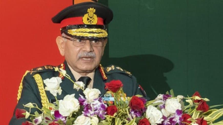 आर्मी चीफ जनरल द्विवेदी 53 साल बाद सतना स्कूल पहुंचे, 'ऑपरेशन सिंदूर' को बताया 'धर्म युद्ध'